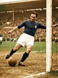  Silvio Piola (Itália) — O centroavante de final
